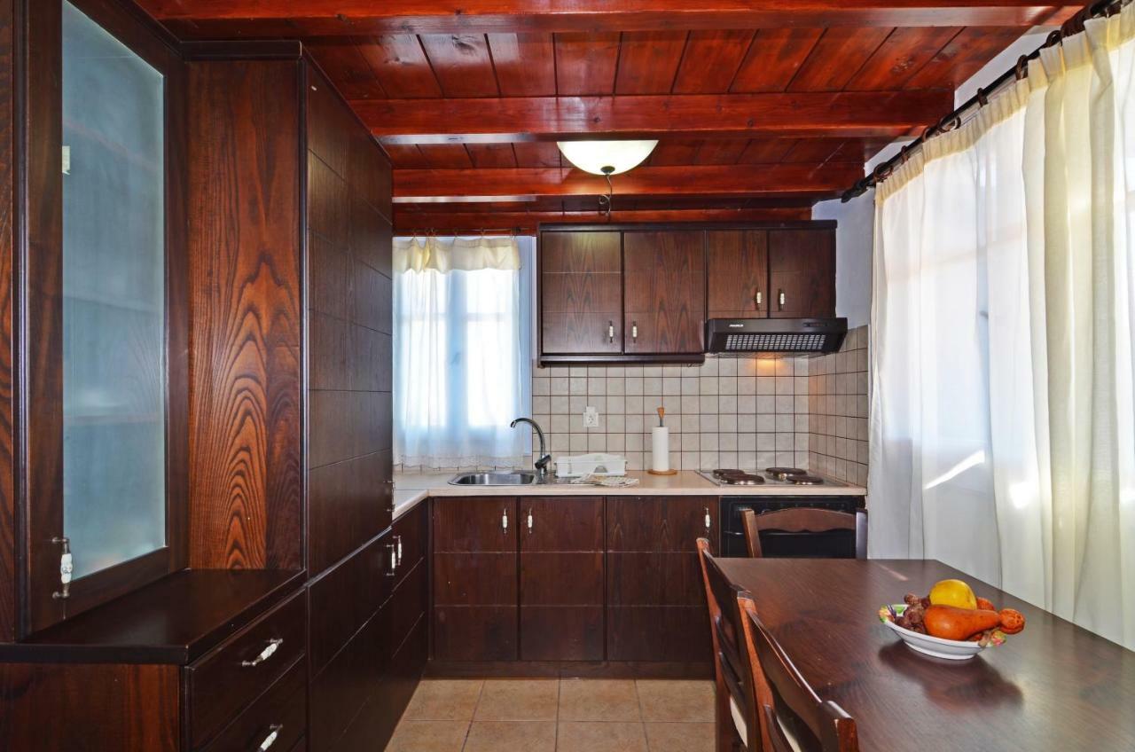 Nikos Sea View Apartments Адамас Экстерьер фото