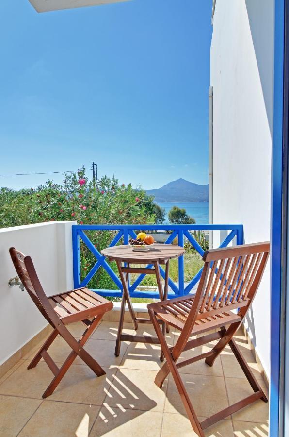 Nikos Sea View Apartments Адамас Экстерьер фото